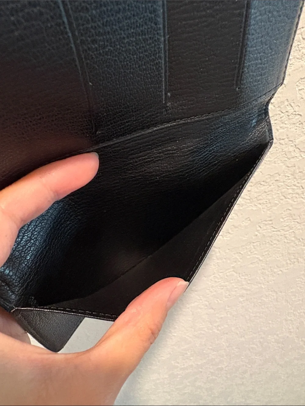 Sold Louis Vuitton BJ1013 Mens Bifold Black Leather Long Wallet